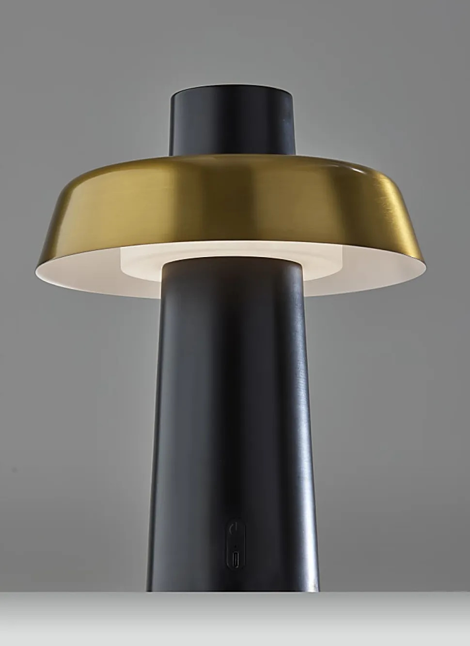 Adesso ADS360 Pirlo LED Cordless Table Lamp, Black with Antique Brass Sahde
