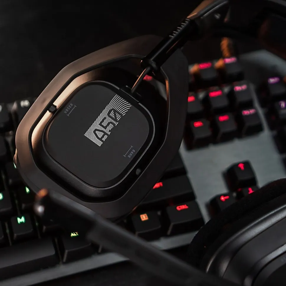 Astro A50 Wireless Headset with Lithium-Ion Battery - Stereo - Wireless - 30 ft - 20 Hz to 20 kHz - Ove - 939001673
