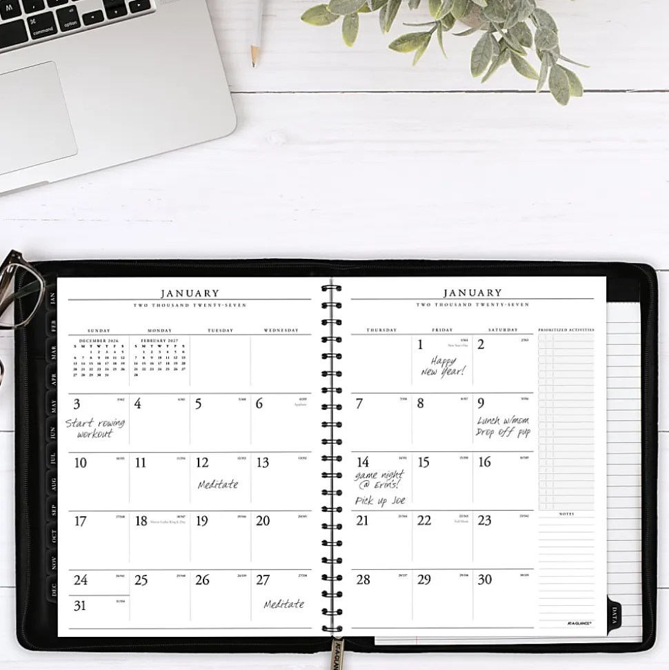 AT-A-GLANCE Executive® 2026 Weekly Monthly Appointment Book with Zipper, Black, Large, 8 1/4" x 11"