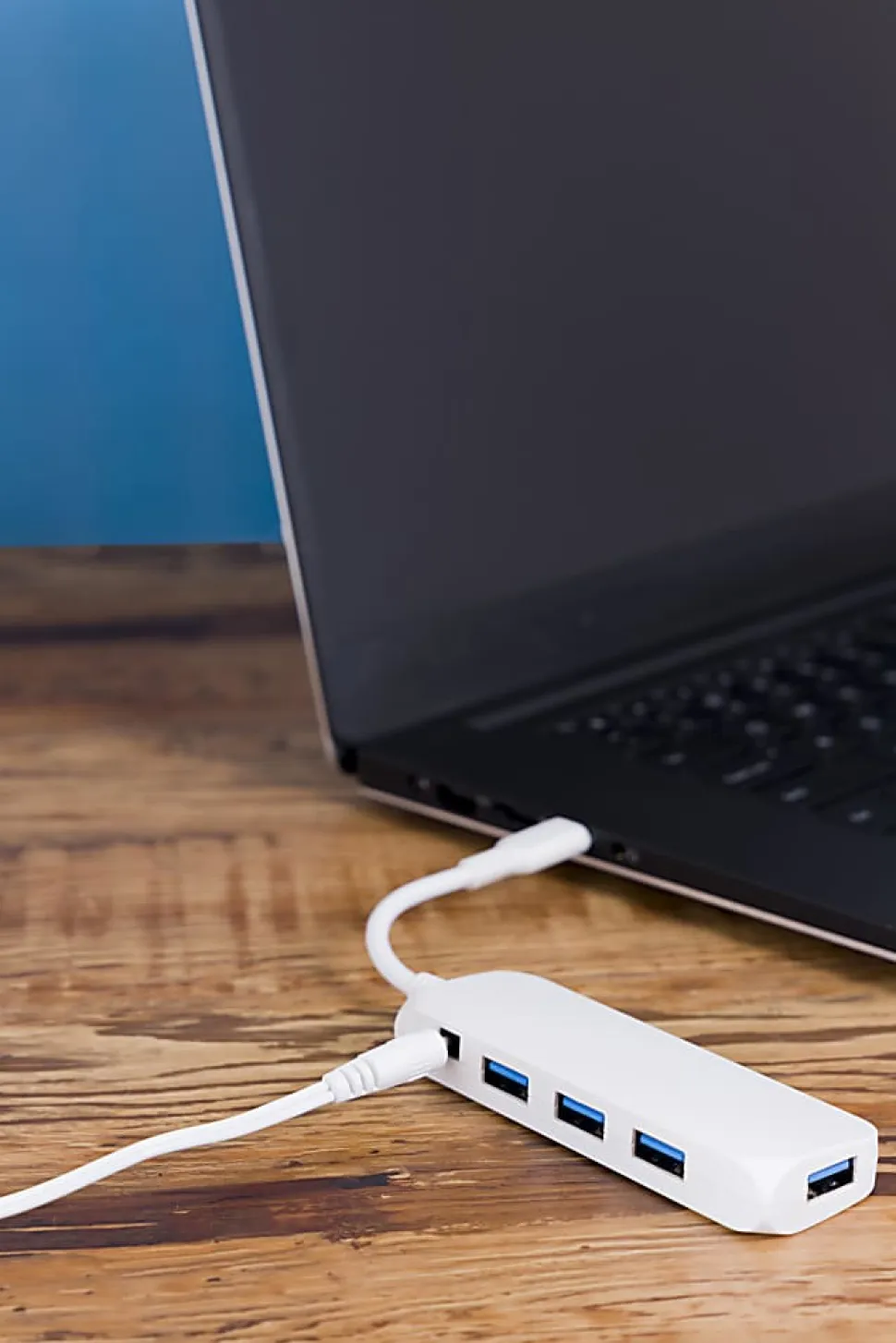 Ativa® 4-Port USB-C 3.0 Hub, White, 41508