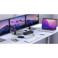 Belkin® CONNECT Universal USB-C Triple Display Dock