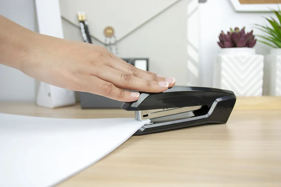 Bostitch® Ascend™ Plastic Stapler, 20 Sheets Capacity, Black