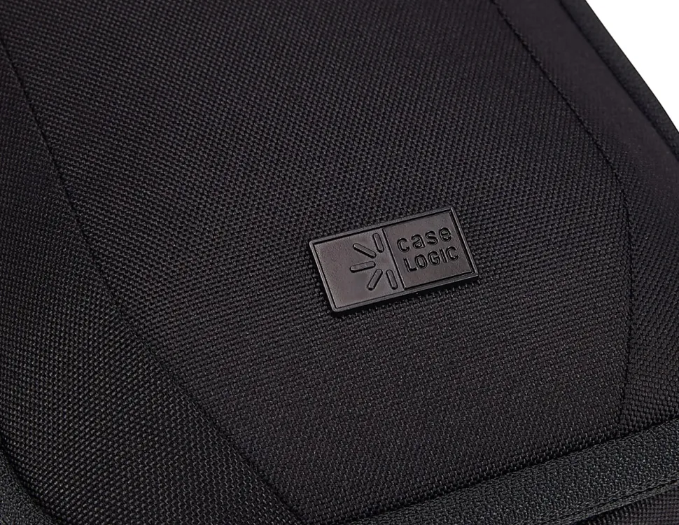 Case Logic Polyester Invigo Medium Electronic Case, 9-3/4”H x 5-15/16”W x 2-13/16”D, 73% Recycled, Black