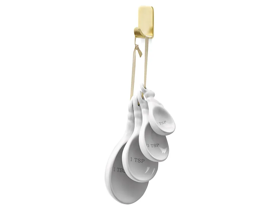 Command Small Metallic Hooks Brass Color, 0.5 lb, 4 Hooks, 5 Strips