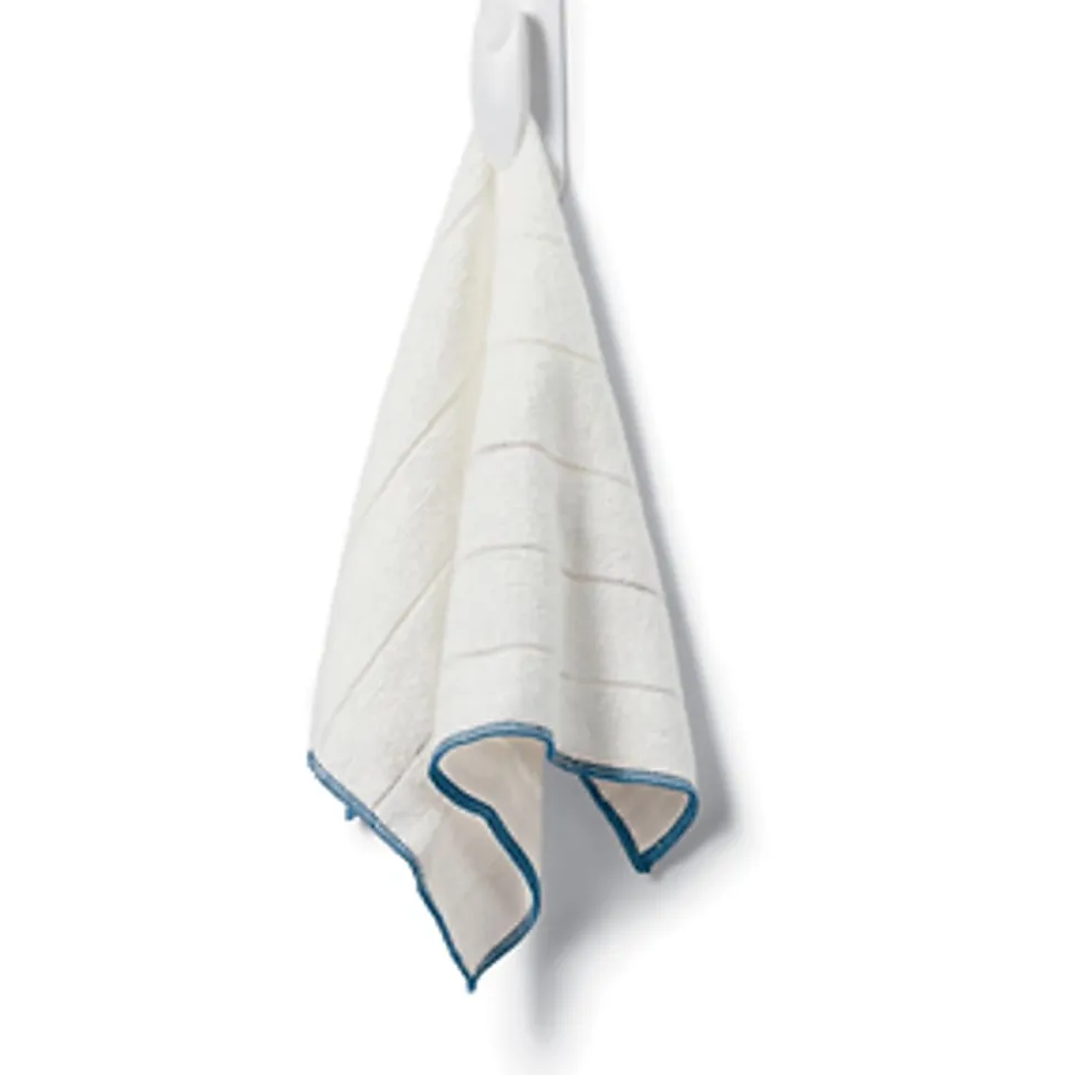 Command Spring Clip, 1 Clip, 2 White Adhesive Strips, Damage Free Hanging Picture Hangers, No Tools Wall Hanging Strips For Living Spaces
