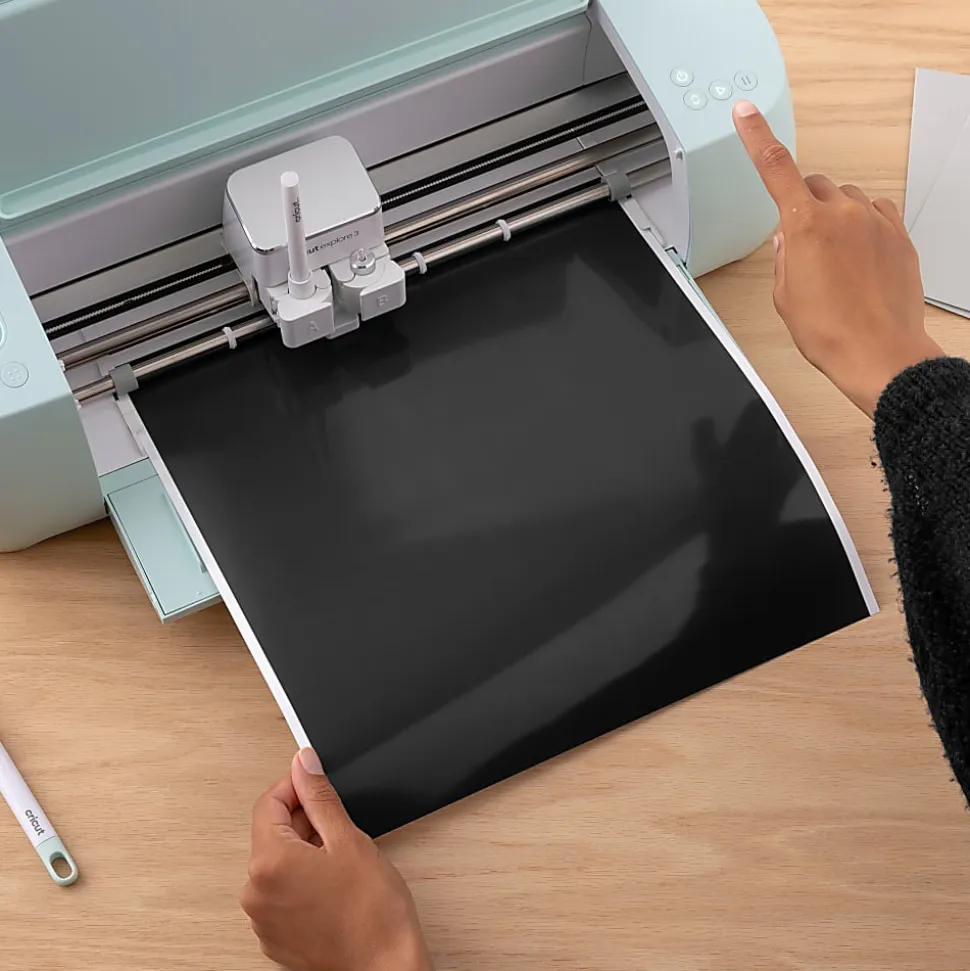 Cricut Smart Label Permanent Writable Vinyl, 13” x 3’, Black