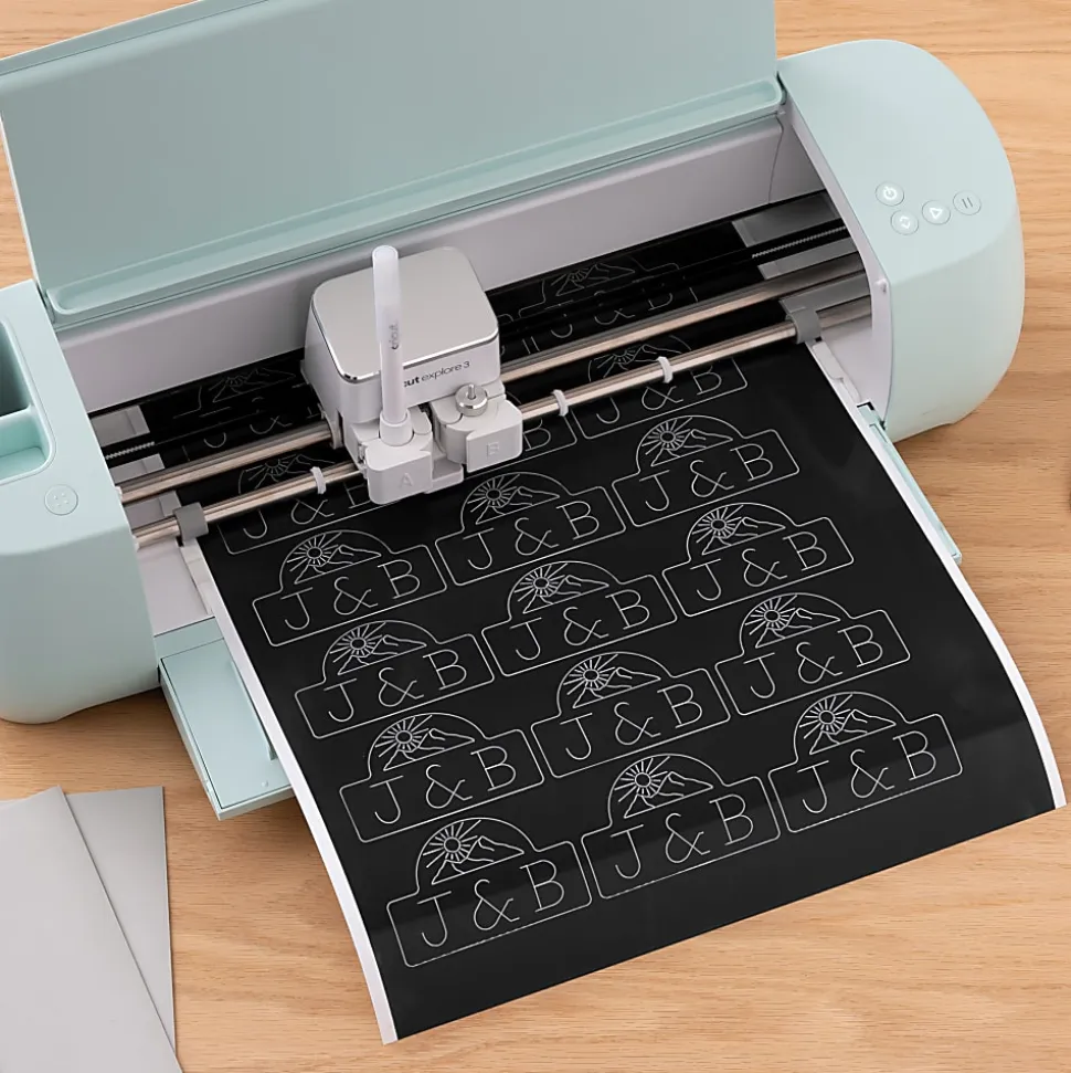 Cricut Smart Label Permanent Writable Vinyl, 13” x 3’, Black