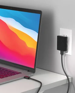 Einova Sirius 65-Watt USB-C Universal Charger, Black, PABK65.01