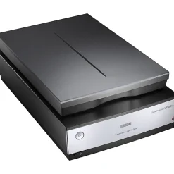 Epson Perfection V850 Pro Flatbed Scanner - 6400 dpi Optical - 48-bit Color - 16-bit Grayscale - Desktop - USB