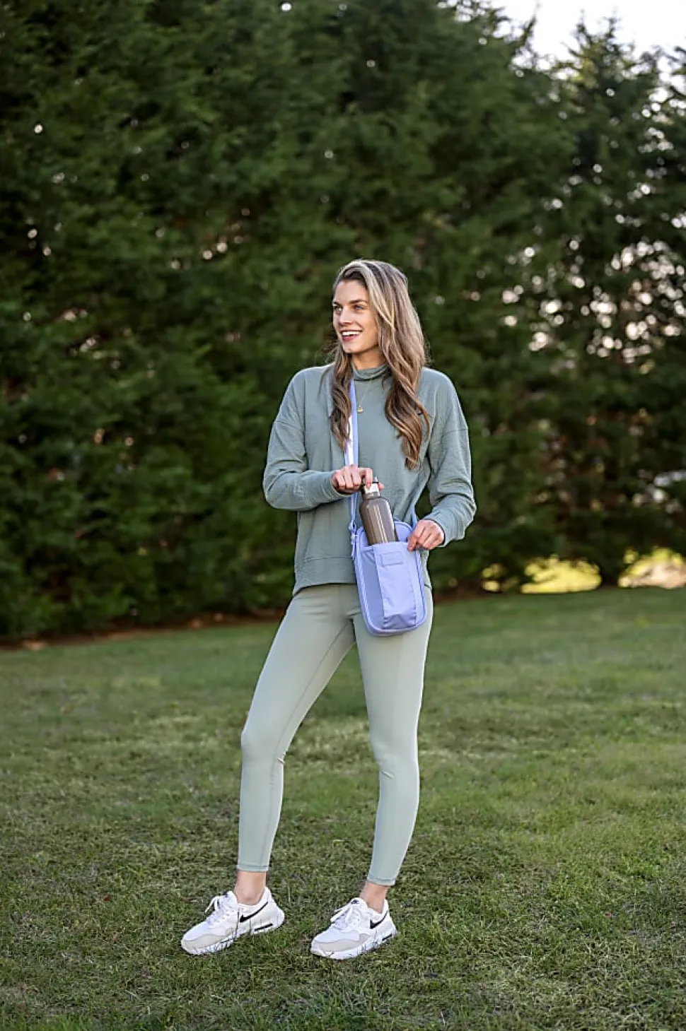 Fit & Fresh Nina Bottle Bag, 10”H x 4”W x 5-1/2”D, Light Blue