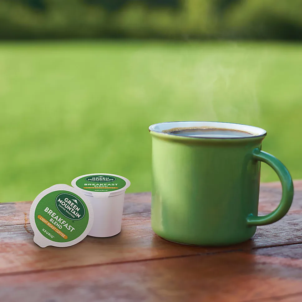 Green Mountain Coffee Roasters Hazelnut Decaf Coffee, Keurig Single-Serve K-Cup pods, Light Roast, 96 Count (4 Packs of 24)