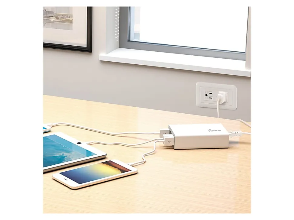 j5create® JUP50 40W 5-Port USB Super Charger, White