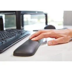 3M™ Gel Wrist Rest for Keyboards, Soothing Gel Technology For Comfort And Support, 19