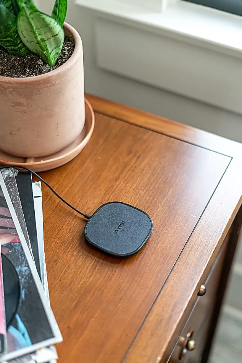 Mophie Universal Wireless Charging Pad, Black