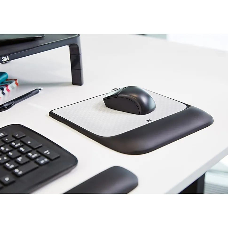 3M™ Precise™ Mouse Pad With Gel Wrist Rest, Gray/Black