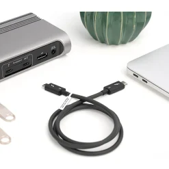 Plugable Thunderbolt 3 Cable 40Gbps Supports 100W (20V, 5A) Charging, 2.6ft / 0.8m, TBT340G80CM