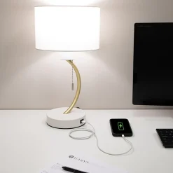 Realspace™ Belsi Executive Shaded Desk Lamp With USB-Charging Port, 19