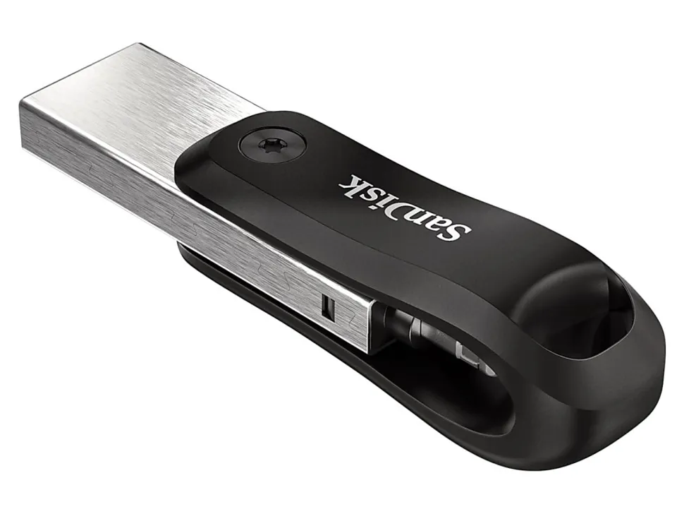 SanDisk® iXpand Mobile Storage Flash Drive, 128GB, Silver