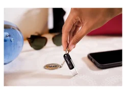 SanDisk® iXpand USB 3.0/Lightning Flash Drive, 64GB, Silver
