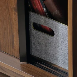 Sauder® Harvey Park 71