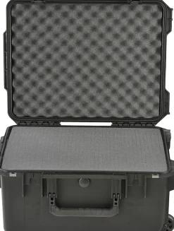 SKB Cases iSeries Protective Case With Layered Foam Interior And 2-Stage Pull Handle, 20-1/2"H x 15-1/2"W x 10"D, Black