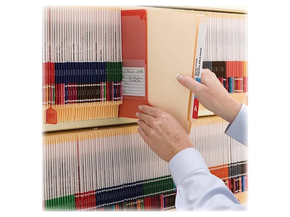 Smead® End-Tab Folders With Fastener, 8 1/2" x 11", Letter, Manila, Box of 50 (34115)