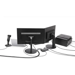 StarTech.com 7 Port SuperSpeed USB 3.0 Hub - Desktop USB Hub with Power Adapter - Black