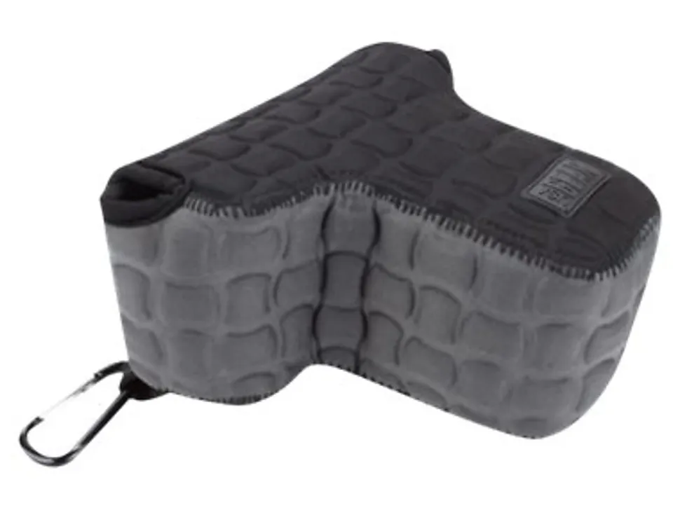 USA Gear® FlexARMOR X Neoprene Sleeve For Digital SLR Cameras, 6.0"H x 5.75"W x 3.0"D, Black
